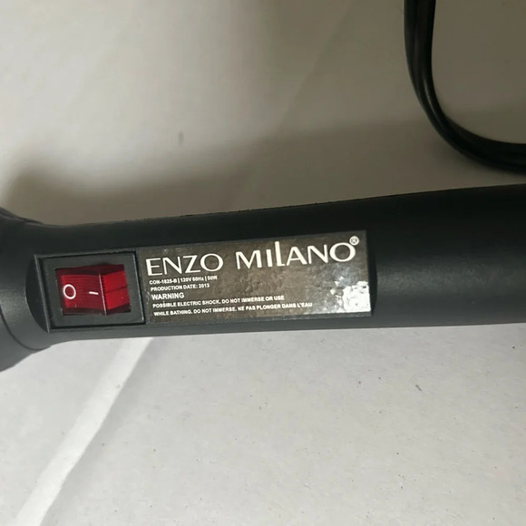 Enzo Milano Italy Tapered Clipless Curling Iron Wand main image 5